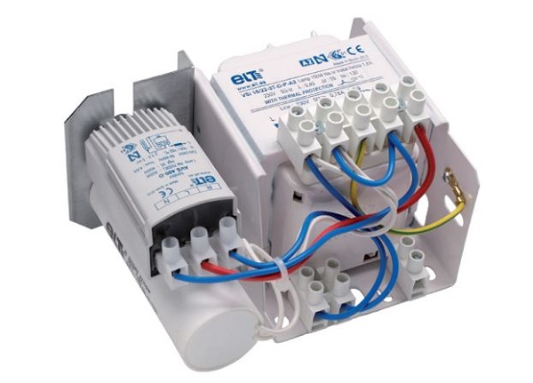 ELT 6216115 VSI 25/23-A2-AF-400-P compleet vsa met ontsteker en condensator met thermische beveiliging SON, HQI en CDM 250W