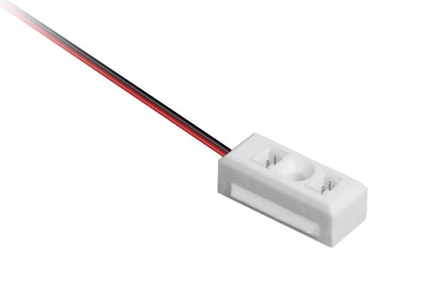 LED verdeler 2 uitgangen voor LED serieschakeling PowerLED's zoals 350mA, 700mA, 1050mA en 1200mA LED's met 1 doorverbindbrug, 2m snoer met gestipte uiteinden 
deze verdelers zijn niet geschikt voor 12V LED's, niet gebruikte uitgangen voorzien van doorverbindingsbrug