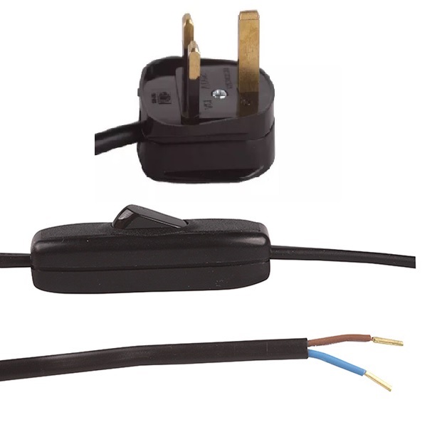 FL aansluitsnoer met schakelaar en haakse Engelse UK GB stekker 3A 2x0,75mm2 plat 2,0m 120cm tussen stekker en schakelaar, 80cm vrije uiteinde zwart