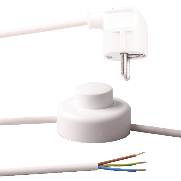 Aansluitsnoer met stekker en ronde vloerschakelaar 3x0,75mm2 3,0m wit